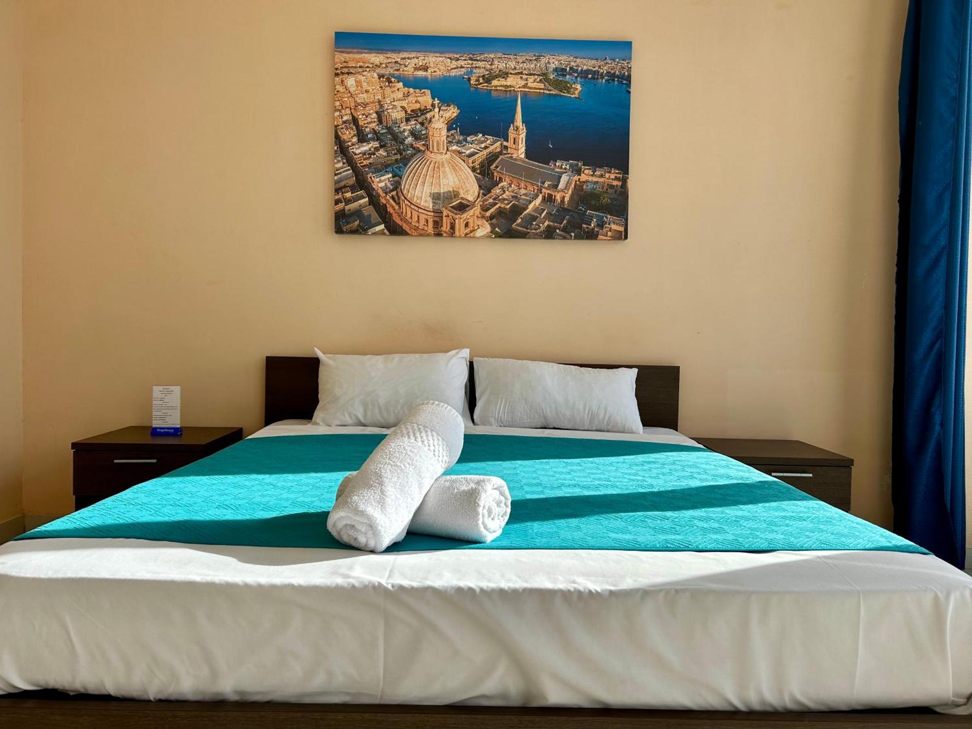 Malta Paradise Hotel Saint Julian's Bagian luar foto