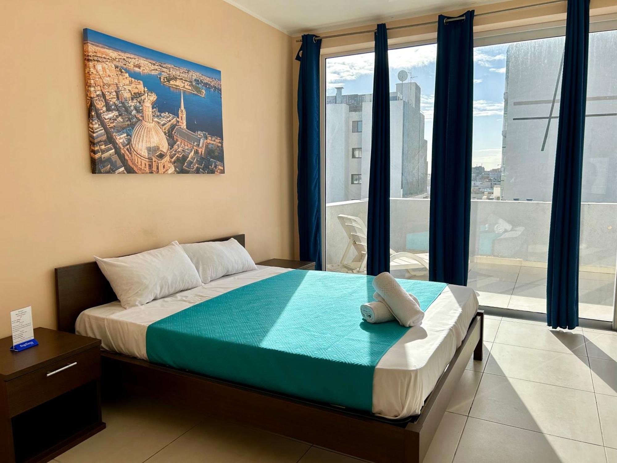 Malta Paradise Hotel Saint Julian's Bagian luar foto